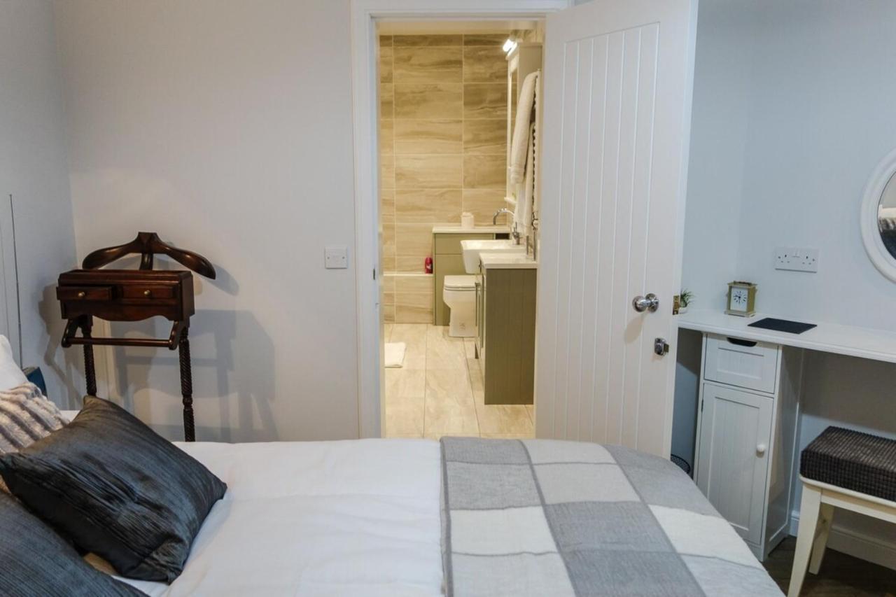 Ferienwohnung Quiet Ground Floor Mews Flat And Parking EDI Exterior foto